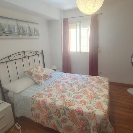 Visit Gibraltar Stay In La Linea For Less! La Linea de la Concepcion Exterior photo